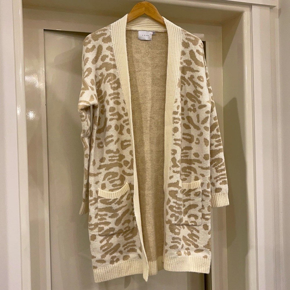 Sweater/cardigan by LUSH/Size SM/Oversized fit.